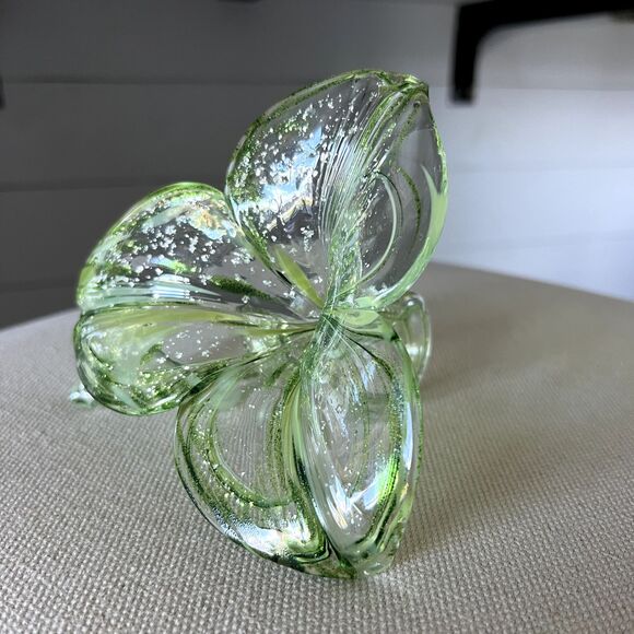 Genuine Murano Flower Vase Hand Blown Art Glass 3-Petal Green White Italy EUC - Picture 11 of 13